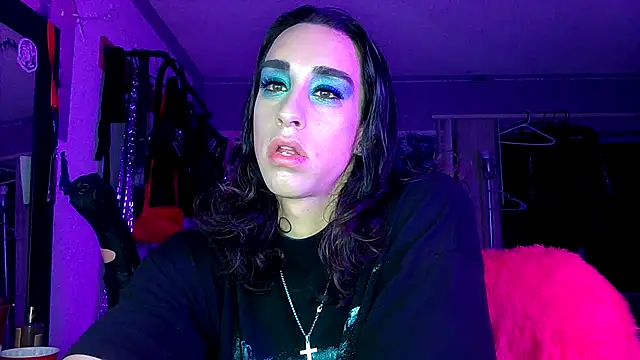 xoFrankie online show from 10/30/25, 04:22