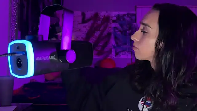 xoFrankie online show from 04/11/26, 01:57