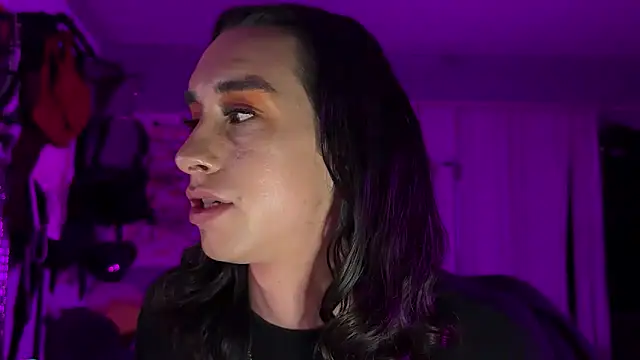 xoFrankie online show from 12/19/25, 04:38