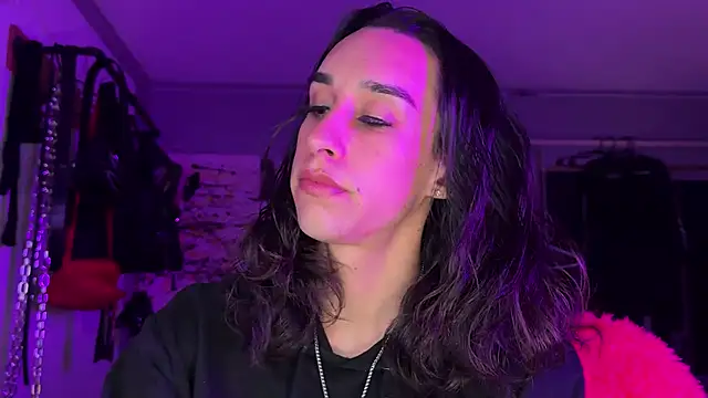 xoFrankie online show from 10/29/25, 04:00