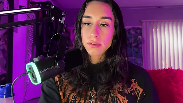 xoFrankie online show from 04/09/26, 11:11