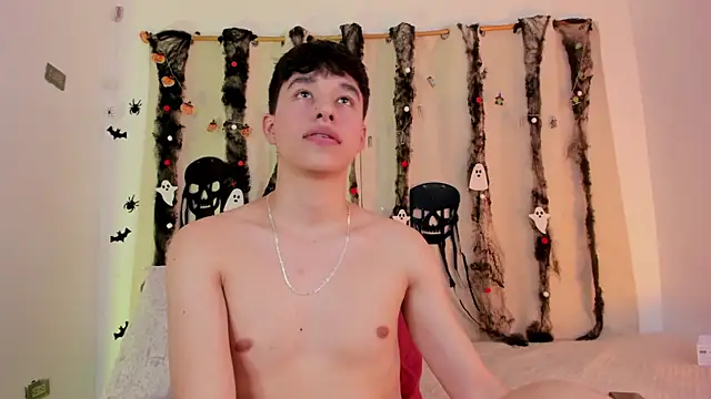 mrhot night online show from 10/21/25, 10:20