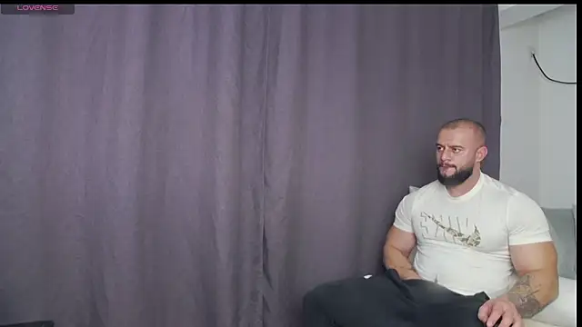 RickyMiami1 online show from 11/22/25, 04:28