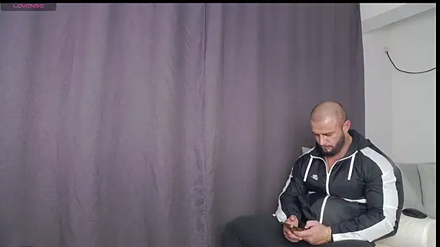 RickyMiami1 online show from 11/04/25, 05:06