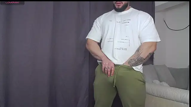 RickyMiami1 online show from 02/09/26, 06:17