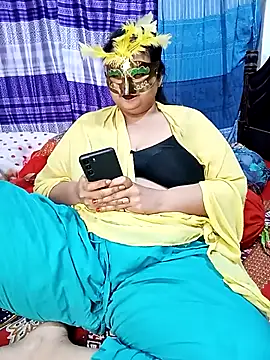 Snapshot of Tanisha-Chy chatting on 02/04/26, 06:03 Tanisha-Chy online show from 02/04/26, 06:03