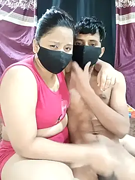 Beautiful couple 70 online show from 02/07/26, 02:58