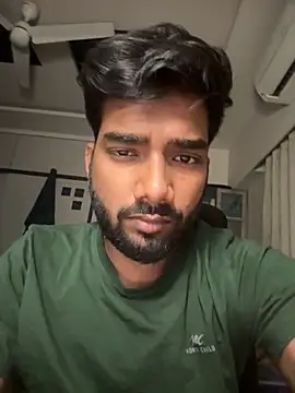 Snapshot of desi_indicoc chatting on 11/11/25, 11:20 desi indicoc online show from 11/11/25, 11:20