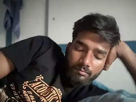 Snapshot of desi_indicoc chatting on 11/09/25, 01:31 desi indicoc online show from 11/09/25, 01:31