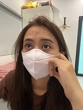 Mochi21 online show from 10/15/25, 04:33