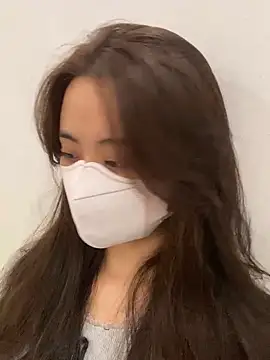 Mochi21 online show from 11/10/25, 04:39