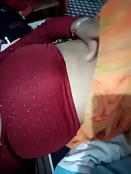 Snapshot of Meenu_chauhan chatting on 10/30/25, 10:02 Meenu chauhan online show from 10/30/25, 10:02