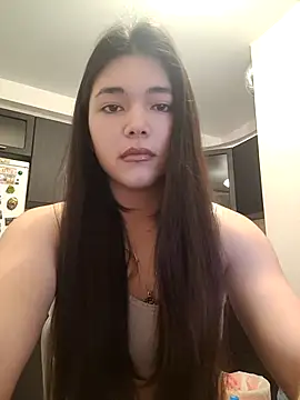 Albi Glow online show from 11/18/25, 11:35