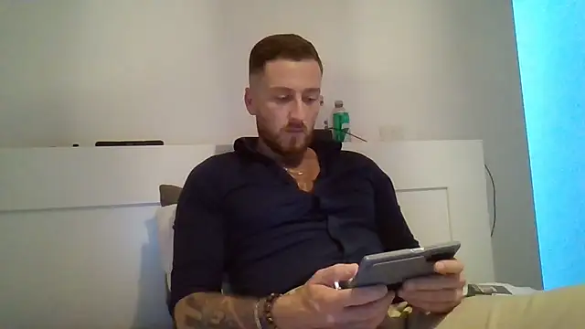 Snapshot of Keviios chatting on 09/09/25, 02:48 Keviios online show from 09/09/25, 02:48