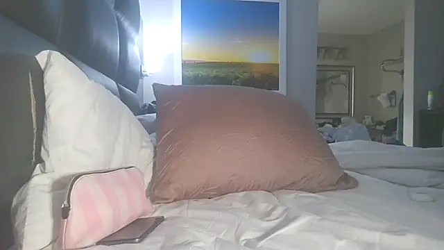 CinnaCakesss online show from 02/23/26, 02:50