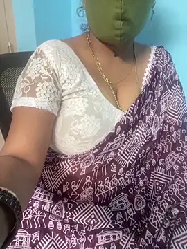 Snapshot of monal_95 chatting on 02/28/26, 07:30 monal 95 online show from 02/28/26, 07:30