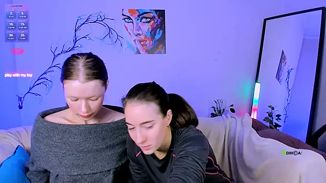 Snapshot of khloebeauty chatting on 10/18/25, 07:16 khloebeauty online show from 10/18/25, 07:16