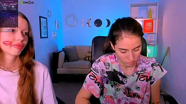 Snapshot of khloebeauty chatting on 11/12/25, 08:12 khloebeauty online show from 11/12/25, 08:12