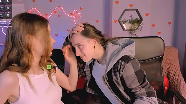 khloebeauty online show from 03/15/26, 08:16