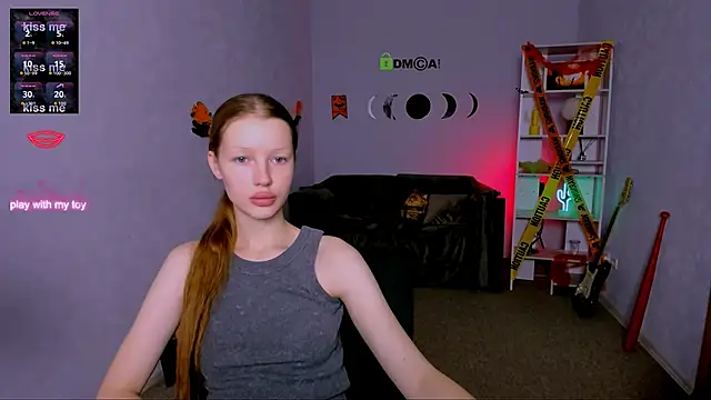 Snapshot of khloebeauty chatting on 10/26/25, 08:20 khloebeauty online show from 10/26/25, 08:20