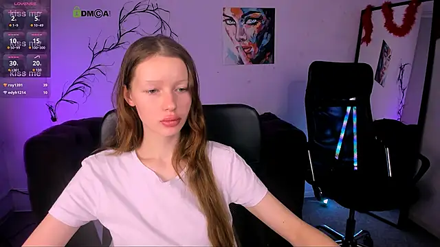 Snapshot of khloebeauty chatting on 11/30/25, 08:09 khloebeauty online show from 11/30/25, 08:09