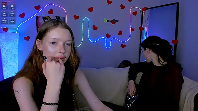 khloebeauty online show from 02/25/26, 09:03