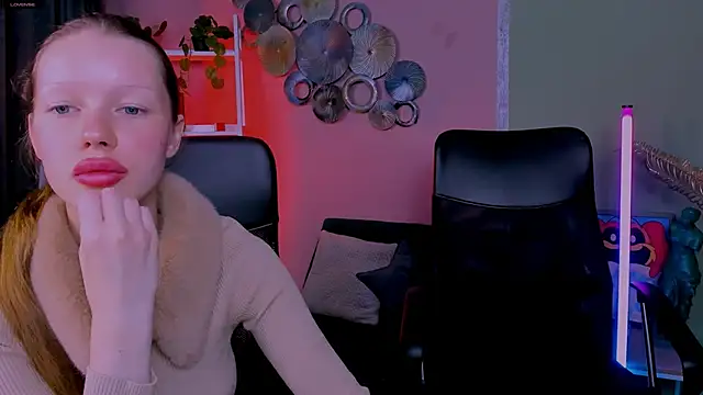 Snapshot of khloebeauty chatting on 10/03/25, 07:04 khloebeauty online show from 10/03/25, 07:04