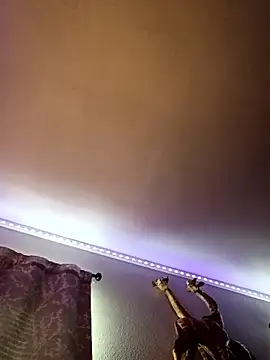 Snapshot of Sicksob chatting on 12/19/25, 05:48 Sicksob online show from 12/19/25, 05:48