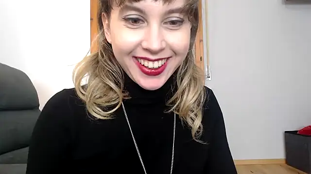 Snapshot of L_Sofia chatting on 02/06/26, 04:25 L Sofia online show from 02/06/26, 04:25