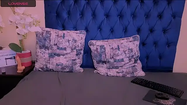 IndianSapphireX online show from 10/30/25, 05:17