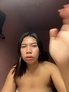 aniya 04 online show from 10/11/25, 12:50