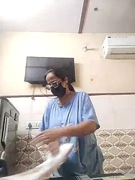 meenu bhabhi547 online show from 02/19/26, 03:03