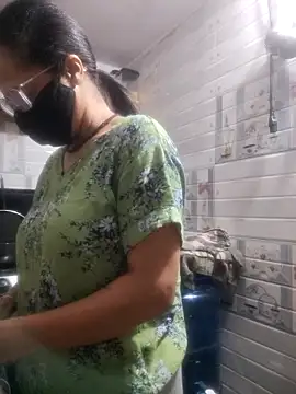 meenu bhabhi547 online show from 03/27/26, 02:09