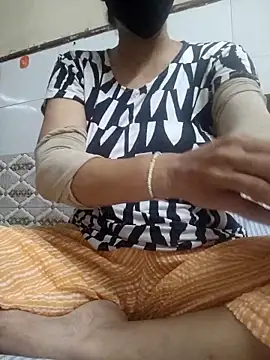 meenu bhabhi547 online show from 04/06/26, 02:07