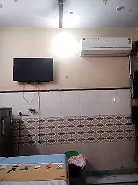 meenu bhabhi547 online show from 04/08/26, 01:51