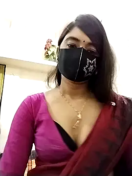 Puja-Rane online show from 10/23/25, 04:05