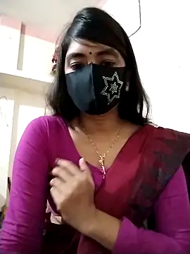 Puja-Rane online show from 10/21/25, 05:12