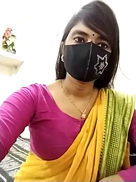 Puja-Rane online show from 10/27/25, 04:13