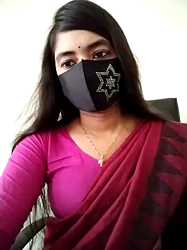 Snapshot of Puja-Rane chatting on 10/19/25, 02:58 Puja-Rane online show from 10/19/25, 02:58