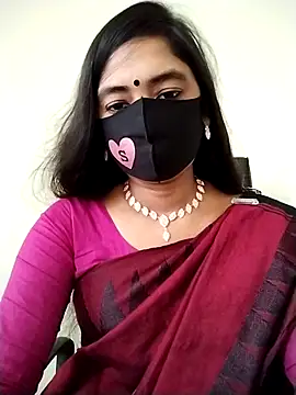 Snapshot of Puja-Rane chatting on 10/09/25, 02:45 Puja-Rane online show from 10/09/25, 02:45