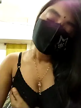 Puja-Rane online show from 12/04/25, 05:06