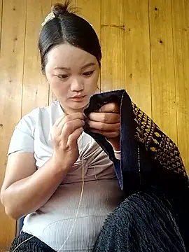 Snapshot of lusy-000 chatting on 09/12/25, 12:55 lusy-000 online show from 09/12/25, 12:55