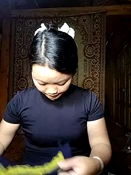 Snapshot of lusy-000 chatting on 09/28/25, 02:18 lusy-000 online show from 09/28/25, 02:18