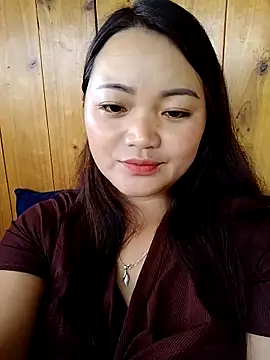 Snapshot of lusy-000 chatting on 09/22/25, 03:23 lusy-000 online show from 09/22/25, 03:23