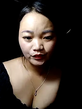 Snapshot of lusy-000 chatting on 09/30/25, 07:47 lusy-000 online show from 09/30/25, 07:47