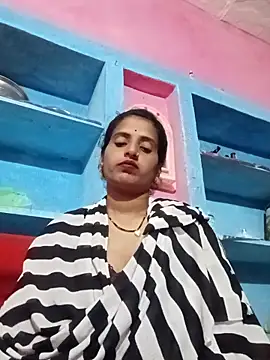 Snapshot of Rupali_hot chatting on 10/07/25, 08:43 Rupali hot online show from 10/07/25, 08:43