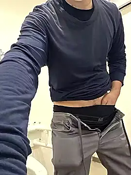 erosuke9 online show from 02/24/26, 09:48