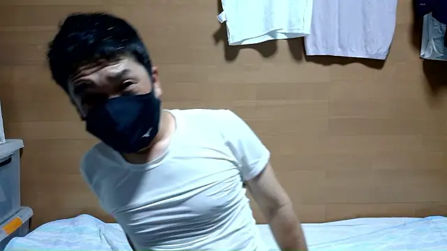 erosuke9 online show from 06/18/26, 12:21