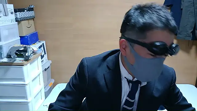 erosuke9 online show from 11/14/25, 01:15