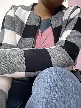 Rekha 89 online show from 01/15/26, 03:54